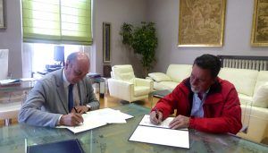 La Diputación de Guadalajara firma un convenio con el Ayuntamiento de Zorita de los Canes para garantizar la apertura de Recópolis 2 la diputación de guadalajara firma un convenio con el ayuntamiento de zorita de los canes para garantizar la apertura de recópolis