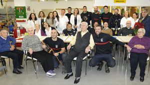 Los bomberos de Guadalajara no faltan a su cita navideña con el Hospital Universitario de Guadalajara