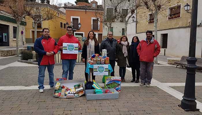 NNGG Huete obtiene 200 kg de alimentos con la campaña ¨Populares Solidarios¨