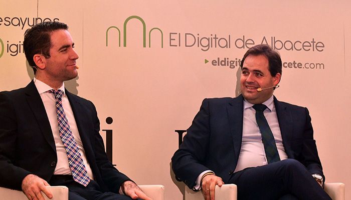 Núñez se compromete a bajar los impuestos, recuperar la carrera profesional sanitaria, apoyar al mundo rural y seguir defendiendo a los agricultores y ganaderos de la región