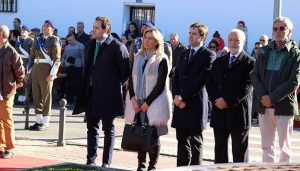 Paco Núñez participa en el homenaje a la Constitución y a la bandera en El Casar