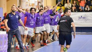 Quabit Guadalajara saca dos puntos de un intenso partido ante Logroño