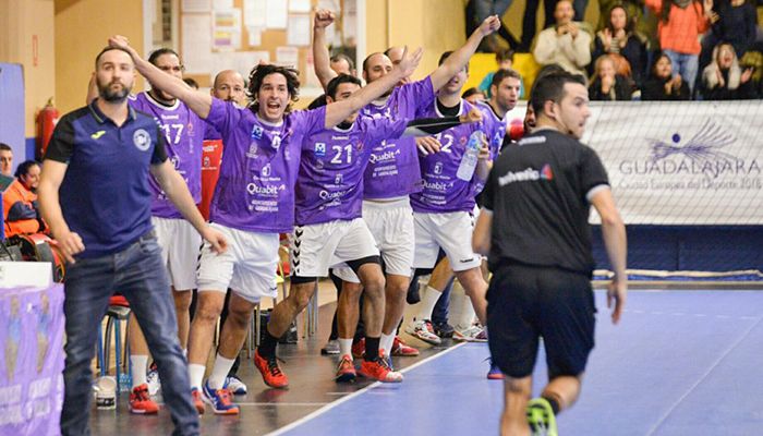 Quabit Guadalajara saca dos puntos de un intenso partido ante Logroño