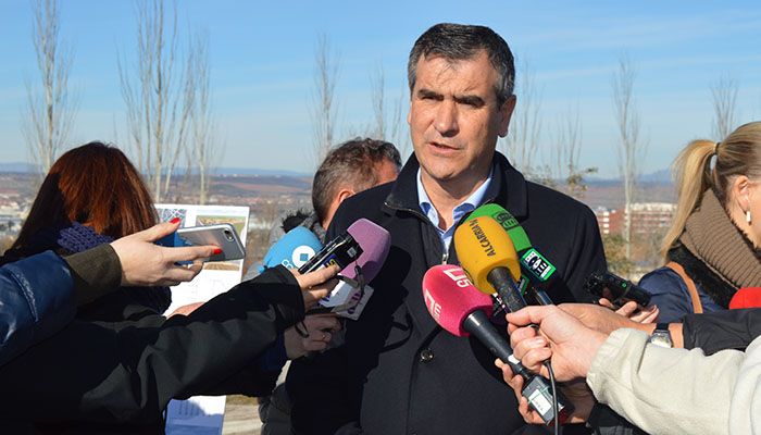 Antonio Román, sobre el campus universitario “Es una buena noticia, aunque llega con tres años y medio de retraso”