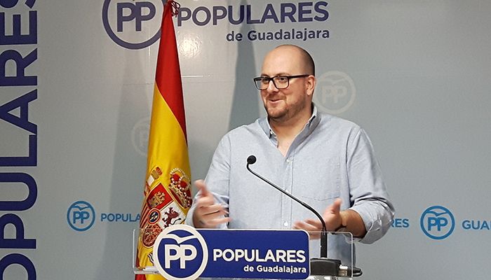 Castillo “Page tiene que revertir el daño que su Ley de Caza hace a los pueblos y al sector cinegético”