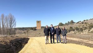 Diputación de Cuenca acondiciona el camino de acceso a la Torre Barrachina de Villar del Humo