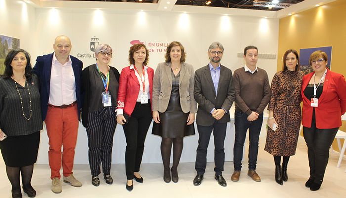 El Gobierno de Castilla-La Mancha firma un acuerdo con Logitravel para promocionar las rutas del vino