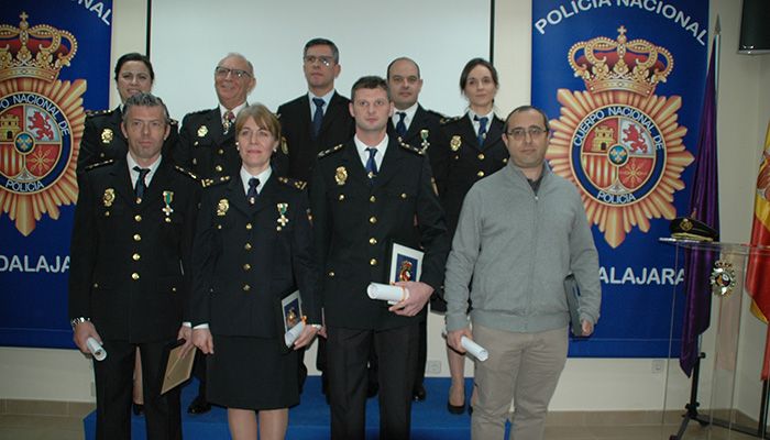 El subdelegado del Gobierno en Guadalajara agradece el trabajo de la Policía en la conmemoración de los 195 años de su fundación