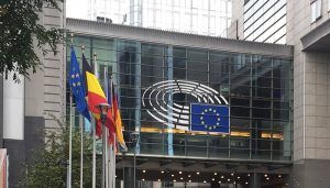 La patronal conquense señala que el proteccionismo está afectando al crecimiento económico mundial