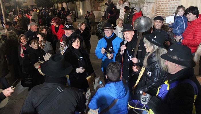 Los Reyes Magos llegaron a Cabanillas con una vistosa Cabalgata