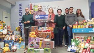 NNGG recoge 3.600 kilos de alimentos y 400 juguetes para los más necesitados, a través de la campaña ‘Populares solidarios’