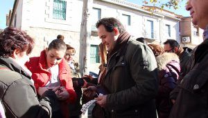 Núñez garantiza que, con el PP en el gobierno de Castilla-La Mancha, las familias de niños con cáncer recibirán ayudas desde el primer día