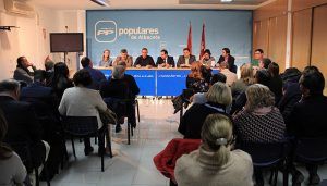 Paco Núñez anuncia que el PP-CLM reclamará al Gobierno la troncalidad de los currículum educativos para las aulas de Castilla-La Mancha y de toda España