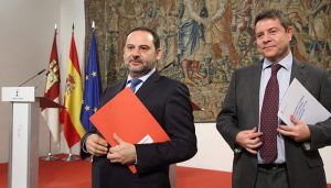 Page adelanta que el Ejecutivo autonómico y el central van a “actualizar” los compromisos en torno al desarrollo de la autovía de La Alcarria