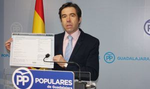 Robisco se pregunta¿Qué motivo tenemos para creer que Page va a cumplir ahora  su compromiso con el Campus de Guadalajara