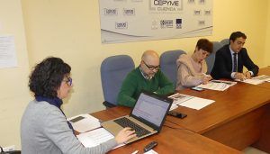 Servitec, empresa ganadora del concurso de escaparatismo navideño organizado por la Asociación del Comercio de Cuenca y el Ayuntamiento 2 Servitec, empresa ganadora del concurso de escaparatismo navideño organizado por la Asociación del Comercio de Cuenca y el Ayuntamiento