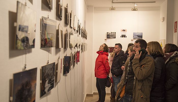 Una singular perspectiva de la cascada y la calle La Vega, vencedora del I Concurso de Fotografía ‘Objetivo Trillo y Comarca’
