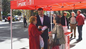 Dolz se compromete a urbanizar Carretería y hacer del centro un espacio más atractivo desde el punto de vista urbano y comercial