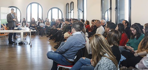 El alcalde de Guadalajara participa en una jornada sobre trata de seres humanos