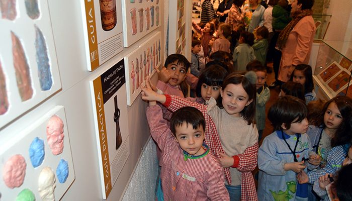 El Museo de Cuenca acoge una exposición con los trabajos realizados por alumnos del CEIP ‘El Carmen’ en su taller didáctico
