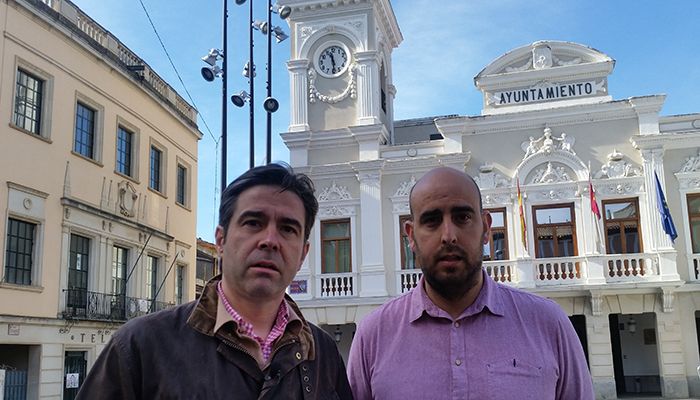 El PP exige a Page que se deje de “mentiras” y explique a los ayuntamientos por qué no paga la subida del SMI a cientos de trabajadores