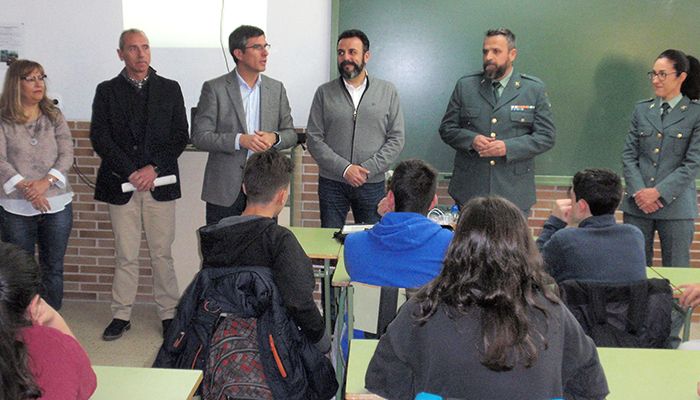 El subdelegado del Gobierno en Guadalajara destaca la importancia de la formación en las aulas para prevenir la violencia de género
