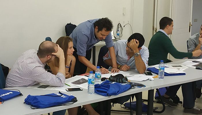 Estudiantes de Caminos de la UCLM ganan un taller de ideas de diseño de una pasarela peatonal y de bicicletas en Sestao
