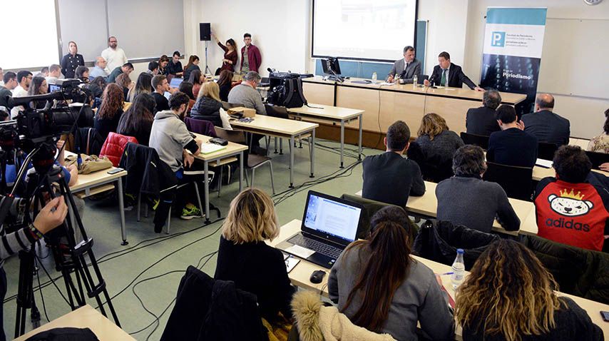 Estudiantes de Periodismo de la UCLM conocen en un ejercicio práctico cómo afrontar una rueda de prensa