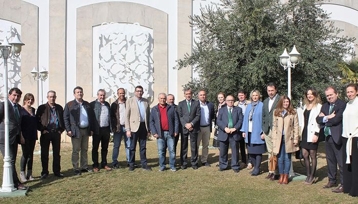 Eurocaja Rural visita diversas cooperativas agroalimentarias de Ciudad Real y les traslada su apoyo e implicación