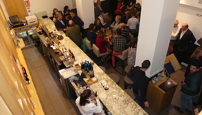 Juguetes y cocina “Michelín” maridan por la infancia gracias a Cruz Roja Cuenca