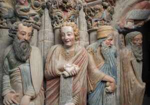 La restauradora Ana Laborde hablará en la RACAL de la recuperación del Pórtico de la Gloria de la Catedral de Santiago de Compostela