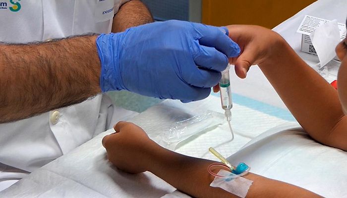 La sección de Coagulación del Hospital de Guadalajara elabora vídeos para formar a pacientes hemofílicos en autotratamiento que faciliten su vida diaria