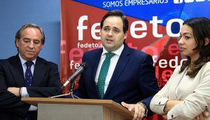 Núñez destaca el valor de los pequeños y medianos empresarios y resalta la importancia de bajar los impuestos y reducir la carga burocrática para apoyarlos 2 Núñez destaca el valor de los pequeños y medianos empresarios y resalta la importancia de bajar los impuestos y reducir la carga burocrática para apoyarlos