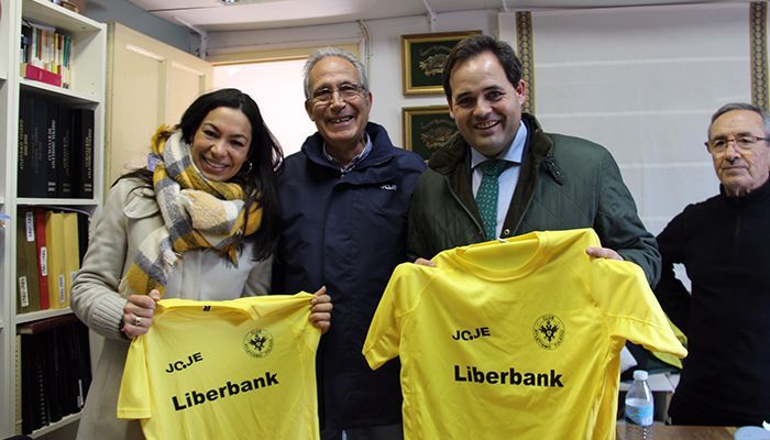 Núñez impulsará una Ley del Deporte con una dotación de 15 millones de euros anuales para ayudar a los deportistas, mejorar infraestructuras y atraer campeonatos a la región