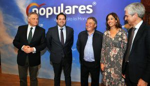 Núñez reconoce el compromiso de los concejales y alcaldes del PP de Ciudad Real para mejorar la vida de sus vecinos, como hará Cañizares cuando gobierne