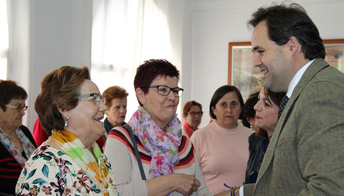 Paco Núñez se compromete a la mejora de las infraestructuras sanitarias en localidades como Villanueva de la Jara y Ledaña para dignificar la Atención Primaria