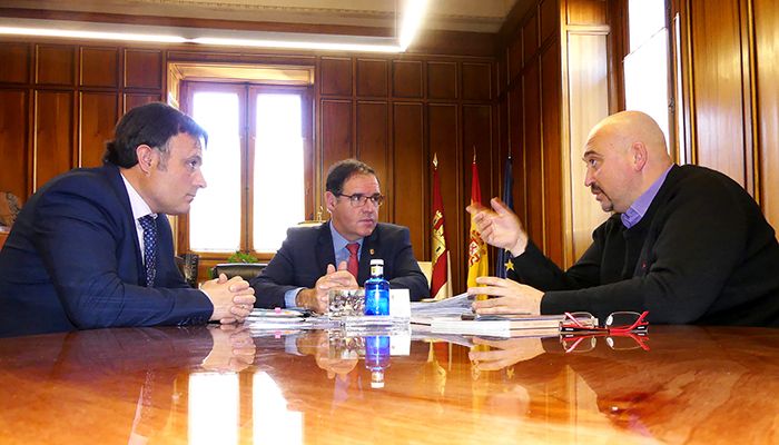 Prieto coincide con la D.O. La Mancha en el potencial del enoturismo para fortalecer a Cuenca como destino turístico