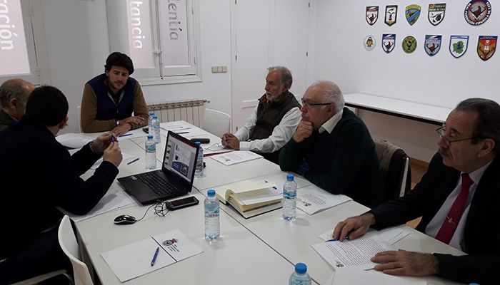 RFEC y RSCE trabajan unidas contra las leyes radical-animalistas