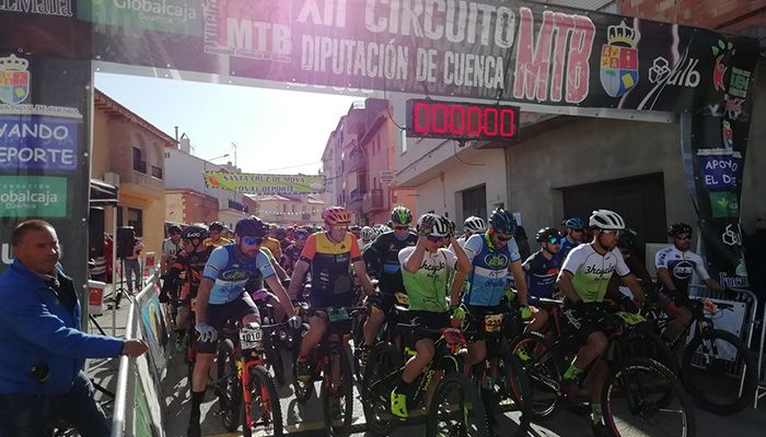 Xavier Calaf y Carla Fernández vencen en Santa Cruz de Moya en el estreno del XII Circuito MTB Diputación de Cuenca