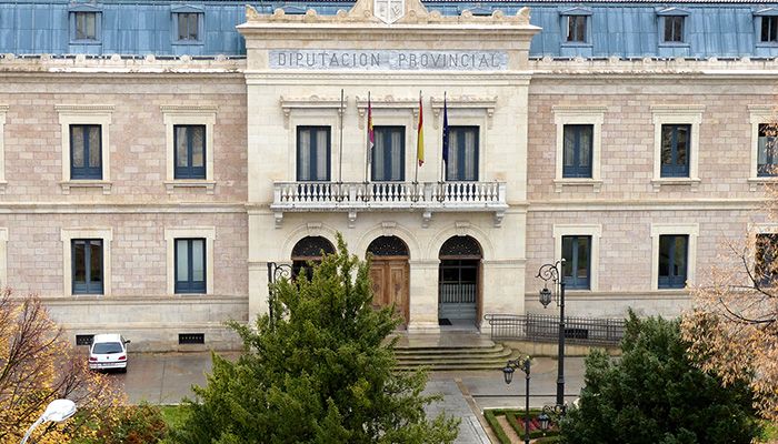Diputación de Cuenca concede a 36 municipios 2,3 millones de euros en ayudas para obras por valor de 6 millones de euros