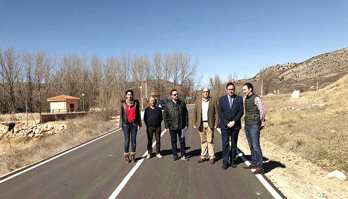 Diputación de Cuenca ha invertido más de 600.000 euros en el refuerzo del firme de la CUV-5003 entre Salvacañete y El Cubillo