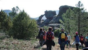 El Campus Diputación de Cuenca de Senderismo cosecha en Boniches un nuevo éxito con un centenar de participantes