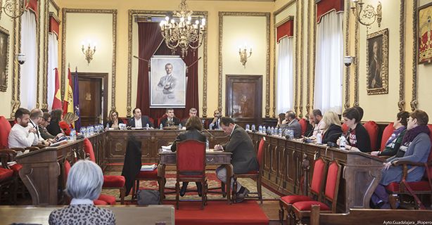 El Pleno del Ayuntamiento de Guadalajara aprueba el Reglamento de Funcionamiento y Organización de los centros sociales municipales
