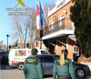 Investigada una mujer en Azuqueca por estafa y simulación de delito para cobrar al seguro