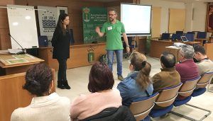 La MVH da los primeros pasos para establecer un sistema eficaz para la gestión de colonias felinas en los nueve municipios que la forman