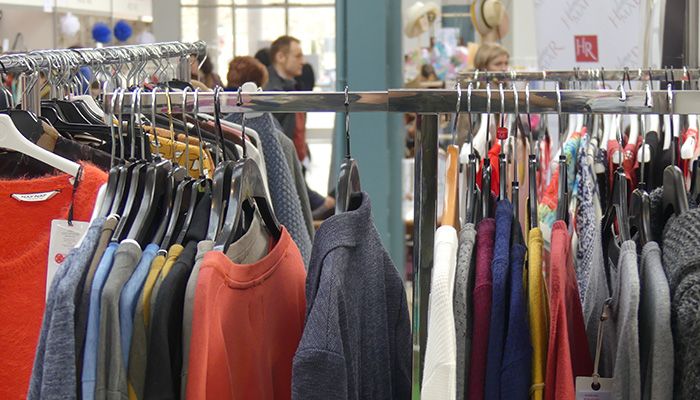 La patronal conquense indica que las rebajas del comercio propician un crecimiento moderado de precios