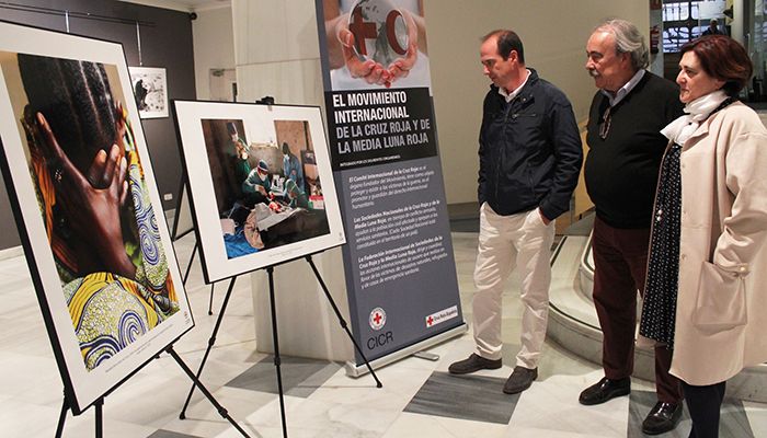 La sala de arte Antonio Buero Vallejo, de la Delegación de la Junta en Guadalajara, acoge la exposición fotográfica ‘La humanidad en la guerra’