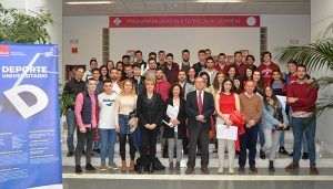 La UCLM entrega las distinciones a los ganadores del XXVIII Premio Rector en el Campus de Ciudad Real 2 La UCLM entrega las distinciones a los ganadores del XXVIII Premio Rector en el Campus de Ciudad Real
