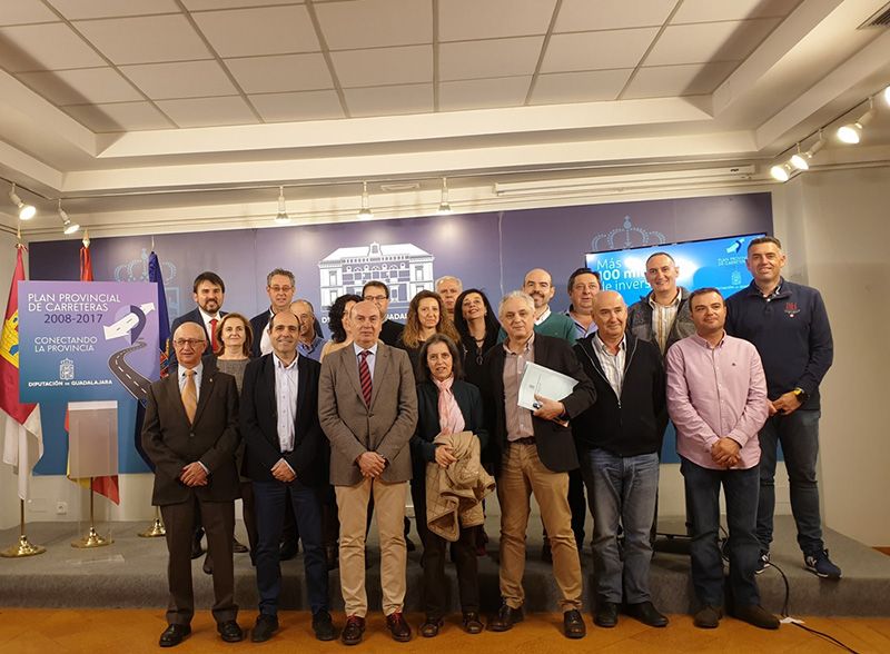 Latre anuncia la finalización del Plan de Carreteras de la Diputación con más de 100 millones de euros de inversión 3 Latre anuncia la finalización del Plan de Carreteras de la Diputación con más de 100 millones de euros de inversión