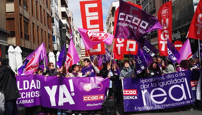 Más de 15.000 personas en CLM se unen a los paros y concentraciones de UGT y CCOO